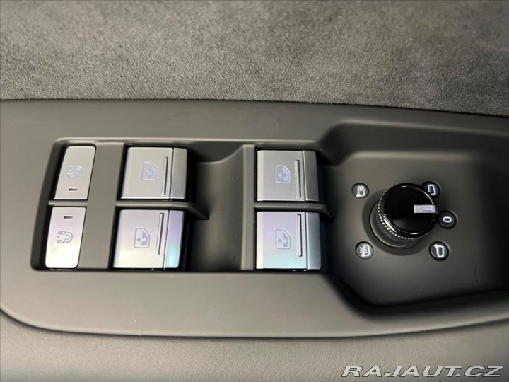 Audi RS6 PERFORMANCE FULL, VZDUCH 2025