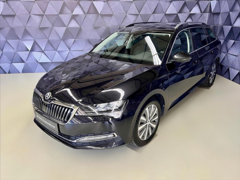 Škoda Superb 2.0 TDI DSG STYLE, ACC, N