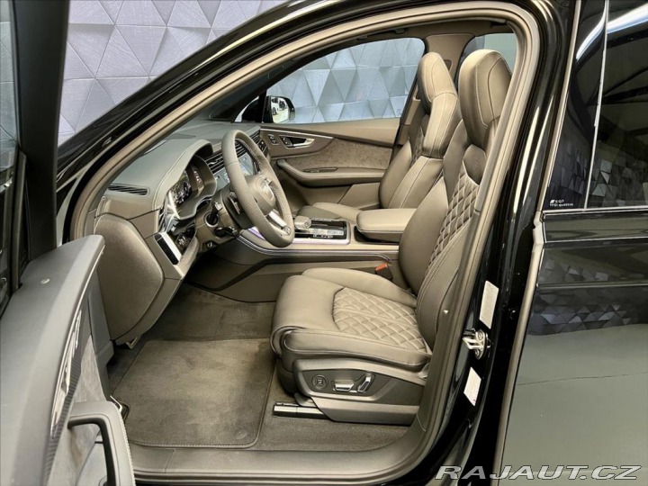 Audi SQ7 QUATTRO, 7.MÍST, MASÁŽ WE 2026