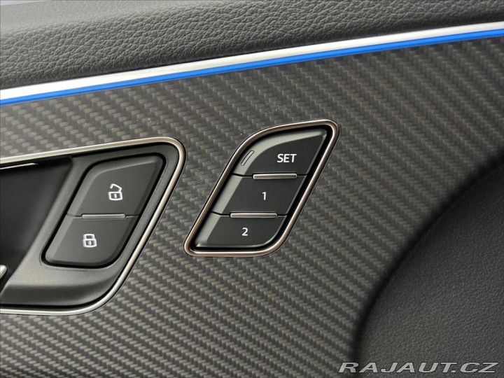 Audi SQ7 QUATTRO, 7.MÍST, WEBASTO, 2026