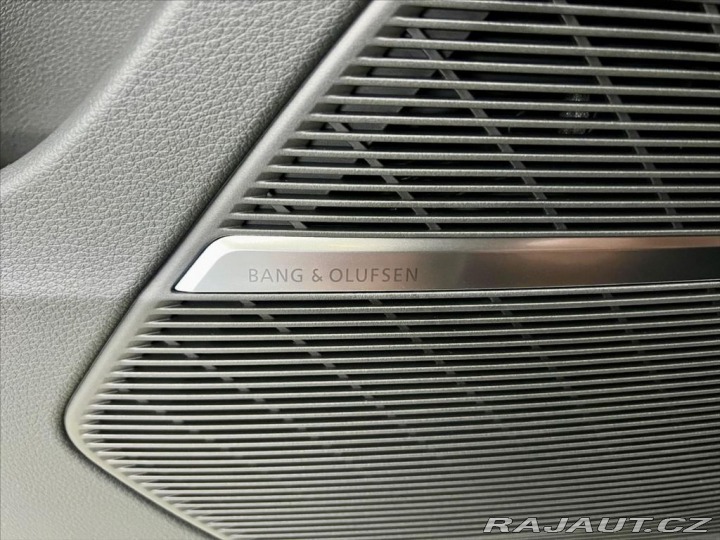 Audi SQ7 QUATTRO, 7.MÍST, MASÁŽ WE 2026