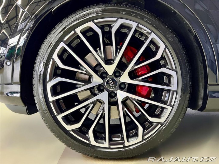 Audi SQ7 QUATTRO, 7.MÍST, WEBASTO, 2026