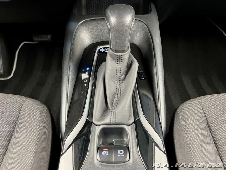 Toyota Corolla 1.8 HYBRID e-CVT COMFORT, 2020