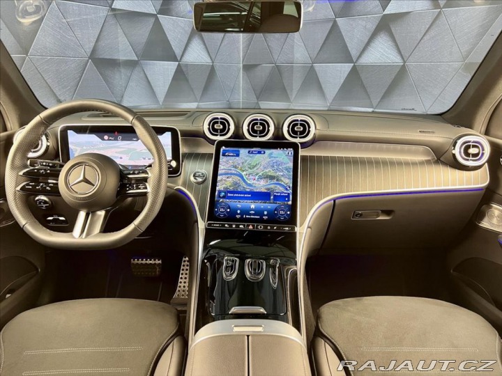 Mercedes-Benz GLC 220d 4MATIC AMG, BURMESTE 2024