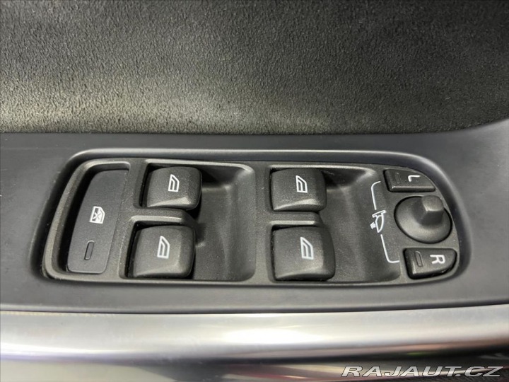 Volvo XC60 D4 AWD R-DESIGN, ACC 2017