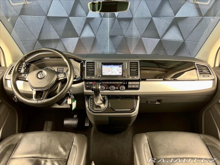 Volkswagen Caravelle 2.0 TDI DSG 4MOTION HIGHL 2019