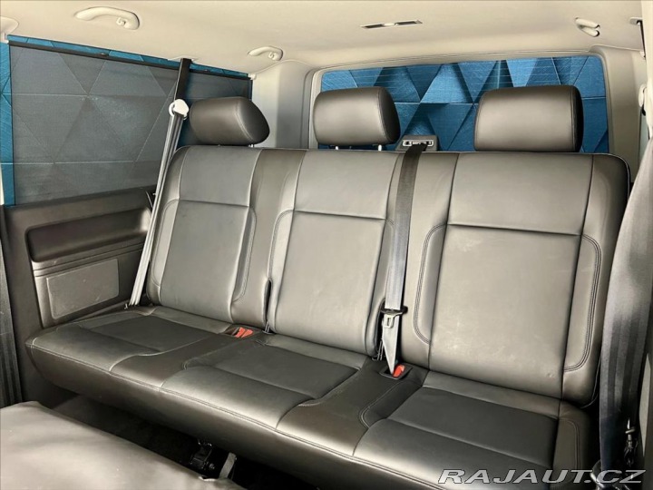 Volkswagen Caravelle 2.0 TDI DSG 4MOTION HIGHL 2019