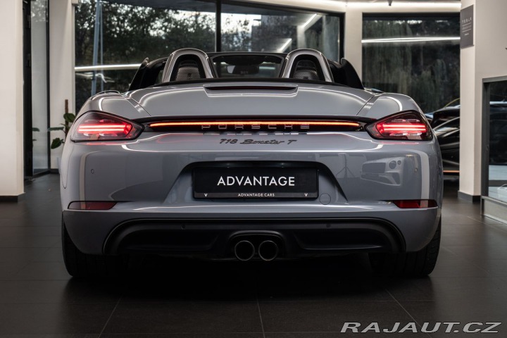 Porsche Boxster T 2023