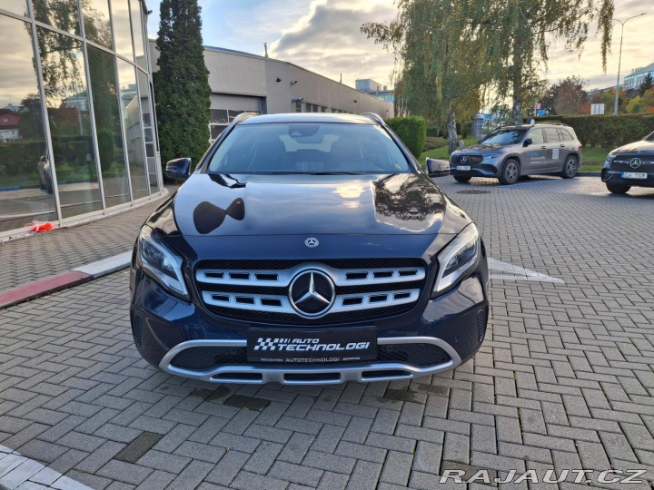 Mercedes-Benz GLA 220 D 4MATIC 2018