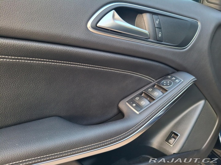 Mercedes-Benz GLA 220 D 4MATIC 2018