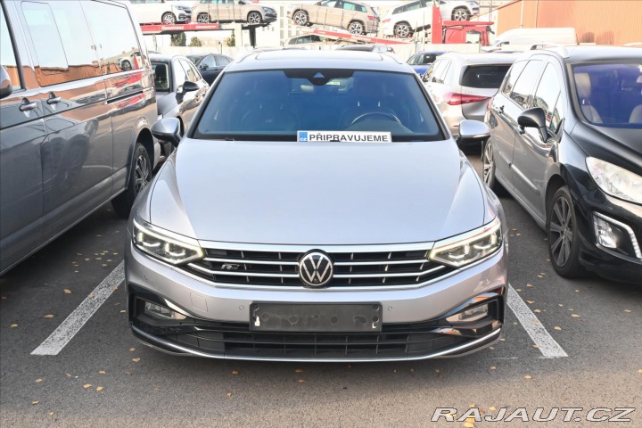 Volkswagen Passat 2,0 TSi 140kW DSG R-Line 2021