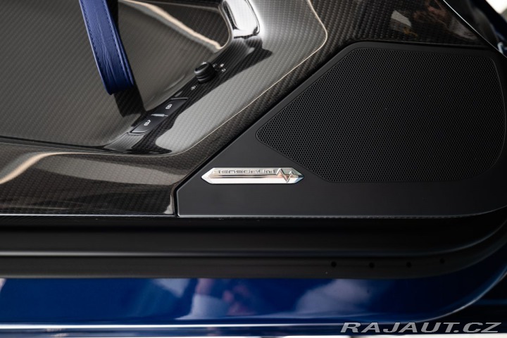 Lamborghini Aventador LP750-4 SV Roadster 1/599 1800