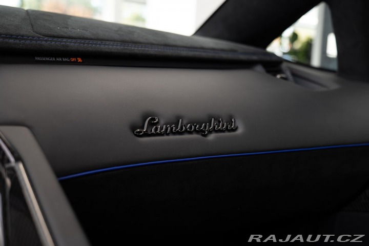 Lamborghini Aventador LP750-4 SV Roadster 1/599 2016