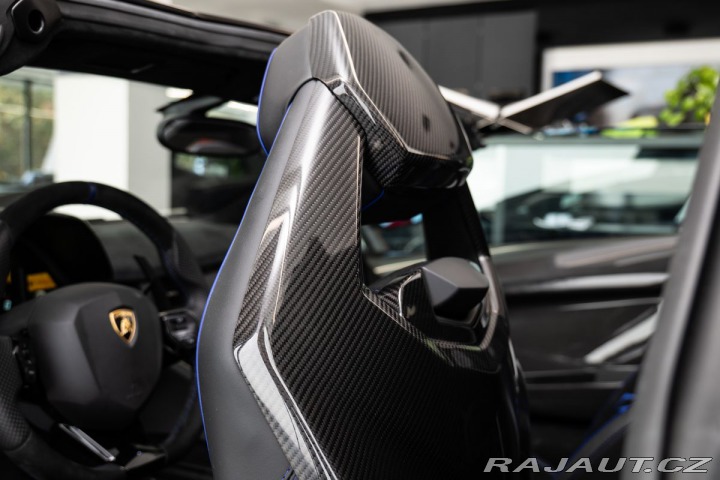 Lamborghini Aventador LP750-4 SV Roadster 1/599 2016