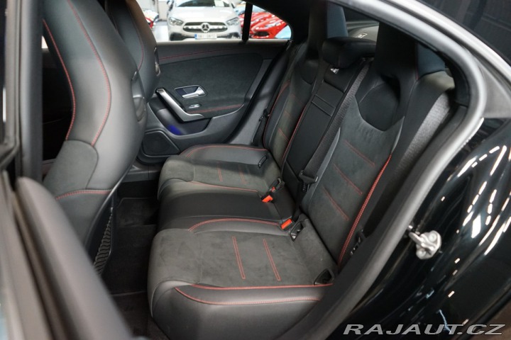 Mercedes-Benz CLA 180*AMG*CARPLAY*CAMERA*LE 2022