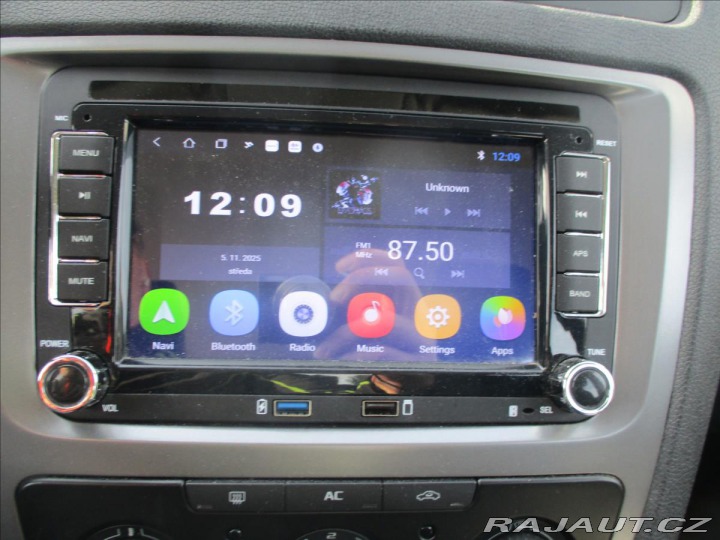 Škoda Octavia 1,6 TDi 77kw Ambiente, be 2011