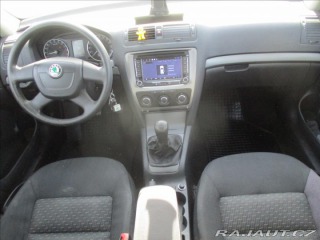 Škoda Octavia 1,6 TDi 77kw Ambiente, be 2011