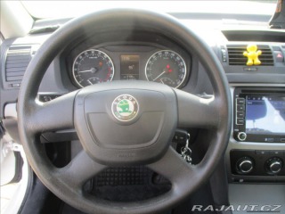 Škoda Octavia 1,6 TDi 77kw Ambiente, be 2011