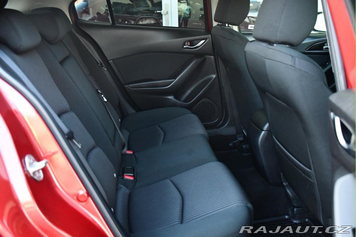 Mazda 3 2,0i 165HP 2xKOLA HUD KAM 2015