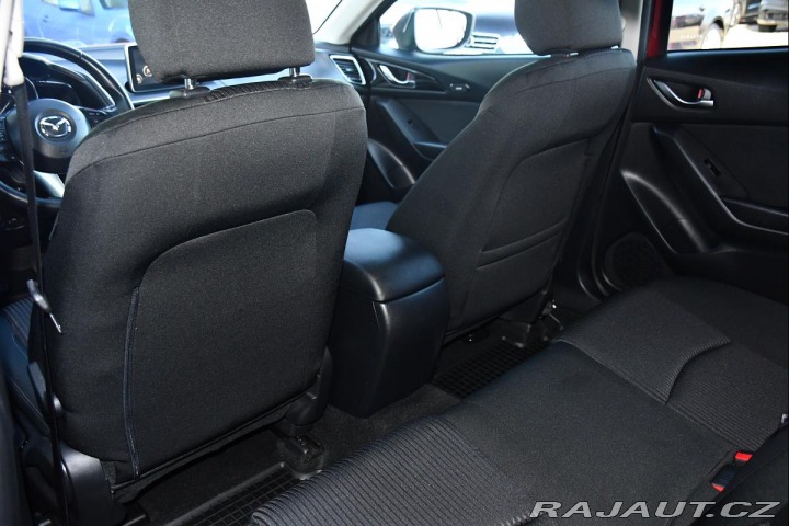 Mazda 3 2,0i 165HP 2xKOLA HUD KAM 2015
