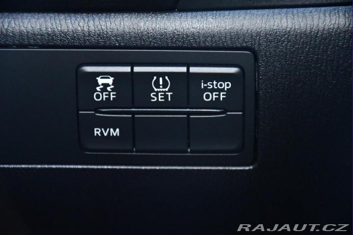 Mazda 3 2,0i 165HP 2xKOLA HUD KAM 2015