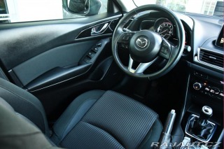 Mazda 3 2,0i 165HP 2xKOLA HUD KAM 2015