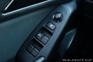 Mazda 3 2,0i 165HP 2xKOLA HUD KAM 2015