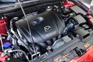Mazda 3 2,0i 165HP 2xKOLA HUD KAM 2015