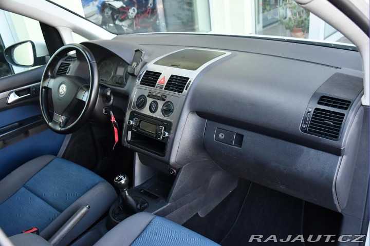 Volkswagen Touran 1.9TDi 77kW PC 2xKOLA VÝH 2010