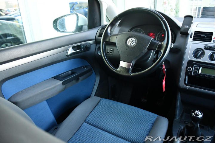 Volkswagen Touran 1.9TDi 77kW PC 2xKOLA VÝH 2010