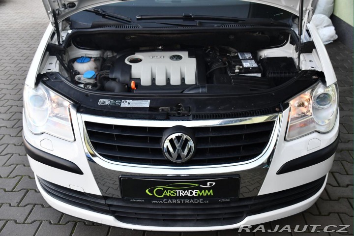 Volkswagen Touran 1.9TDi 77kW PC 2xKOLA VÝH 2010