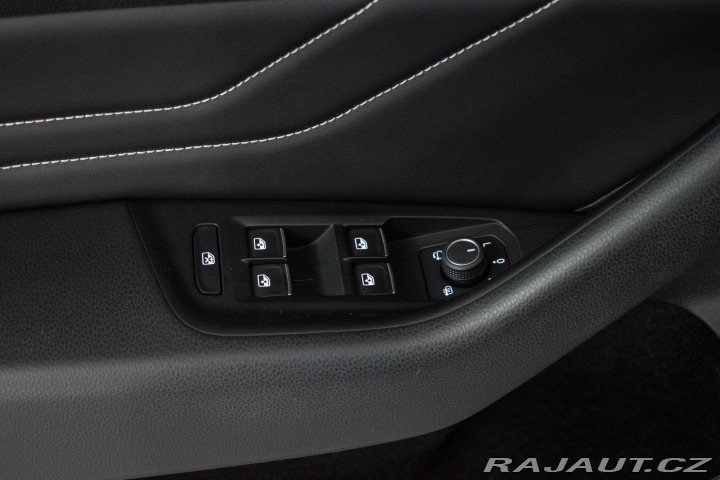 Volkswagen Passat 2.0TDi*REZERVACE* 2020