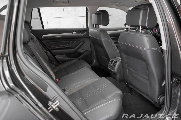 Volkswagen Passat 2.0TDi*REZERVACE* 2020