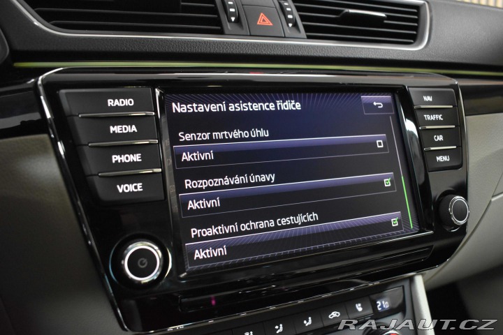 Škoda Superb 2.0 TDI 4x4 *REZERVACE* 2017