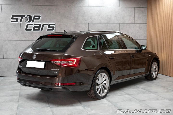 Škoda Superb 2.0 TDI 4x4 *REZERVACE* 2017