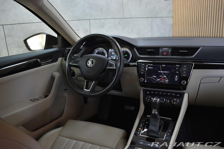 Škoda Superb 2.0 TDI 4x4 *REZERVACE* 2017