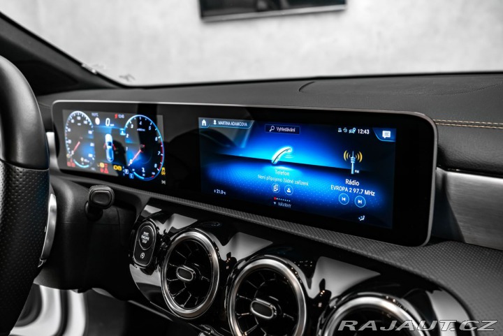 Mercedes-Benz A  2020