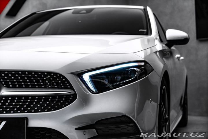 Mercedes-Benz A  2020