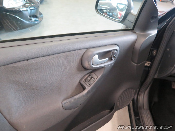 Opel Corsa 1.2i,klima, 2004