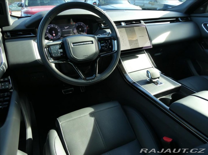Land Rover Range Rover Velar 3,0 D300 Dynam HSE,1maj,Č 2023