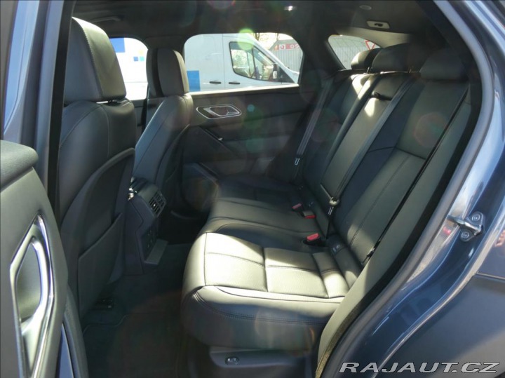 Land Rover Range Rover Velar 3,0 D300 Dynam HSE,1maj,Č 2023