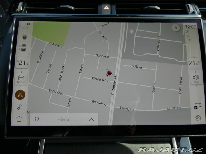 Land Rover Range Rover Velar 3,0 D300 Dynam HSE,1maj,Č 2023