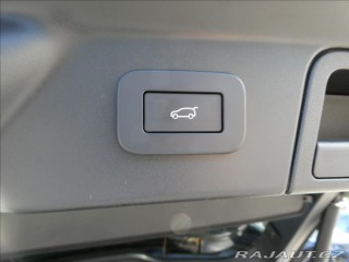 Land Rover Range Rover Velar 3,0 D300 Dynam HSE,1maj,Č 2023