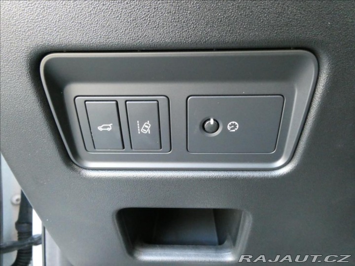 Land Rover Discovery 3,0 TD6 SE, 1Maj,ČR, DPH 2018