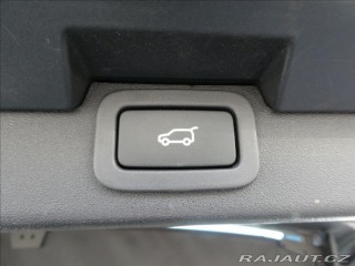 Land Rover Discovery 3,0 TD6 SE, 1Maj,ČR, DPH 2018