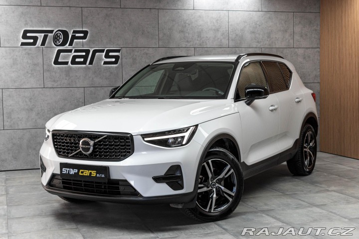 Volvo XC40 B3 DARK PLUS *HARMAN*ČR 1 2023