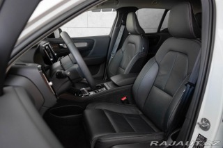 Volvo XC40 B3 DARK PLUS *HARMAN*ČR 1 2023