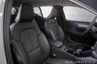 Volvo XC40 B3 DARK PLUS *HARMAN*ČR 1 2023