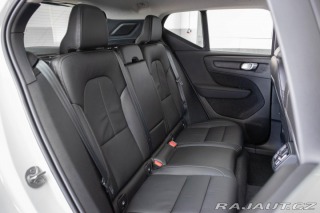 Volvo XC40 B3 DARK PLUS *HARMAN*ČR 1 2023