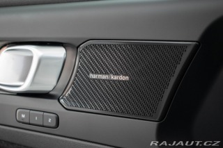 Volvo XC40 B3 DARK PLUS *HARMAN*ČR 1 2023